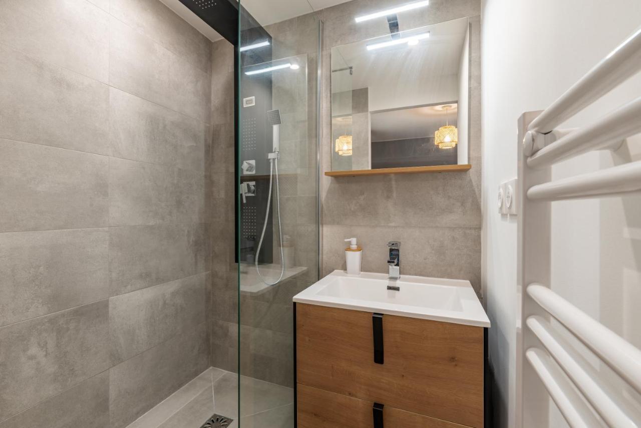 Amja Proche Clinique Saint-Roch Apt 3 Chambres 3 Salles De Bain Parking Gratuit Ideal Famille Groupe Coworking 10 Min Centre Ville 10 Min Plage 5 Min Sortie Autoroute Montpellier Exterior foto